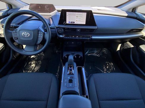 Used 2023 Toyota Prius LE FWD image 15