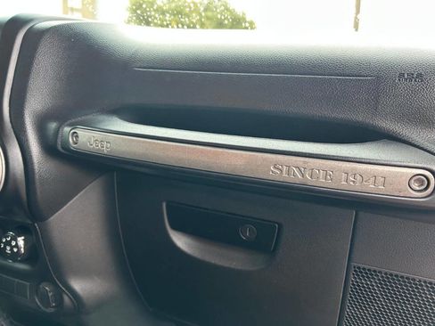 Used 2014 Jeep Wrangler Unlimited Sport w/ Connectivity Group image 53