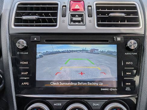 Used 2018 Subaru Forester 2.5i Touring AWD/4WD image 17