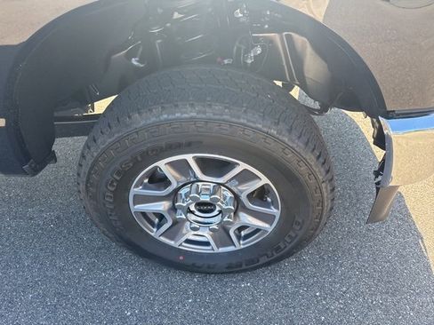 New 2026 Ford F350 Lariat image 14