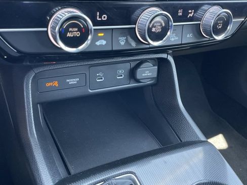 Certified 2025 Honda Civic Sport image 19