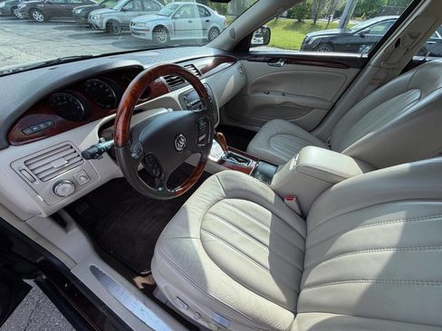 Used 2008 Buick Lucerne CXL w/ Driver Confidence Package FWD image 9