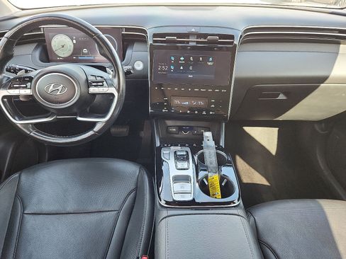 Certified 2022 Hyundai Tucson Limited image 9