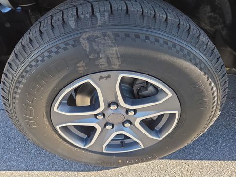 Used 2022 Jeep Wrangler Unlimited Sport S image 12