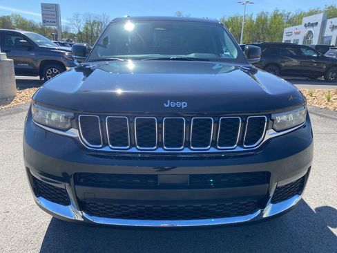 Used 2023 Jeep Grand Cherokee L Limited w/ Trailer Tow Group (B) AWD/4WD image 8