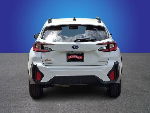 Certified 2025 Subaru Crosstrek 2.0i Premium image 5