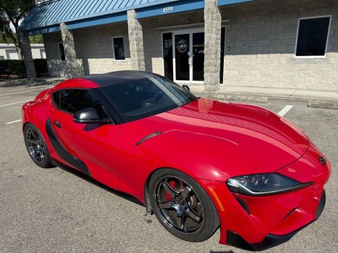 Used 2020 Toyota Supra Premium w/ Driver Assist Package image 8