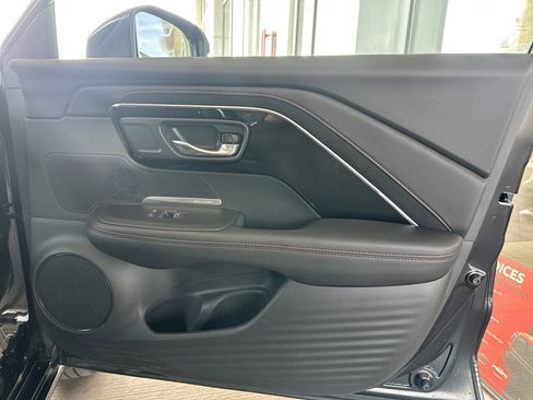 Used 2025 Acura ADX A-Spec image 12