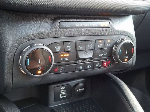 Certified 2023 Ford Bronco Sport Outer Banks w/ Tech Package AWD/4WD image 18