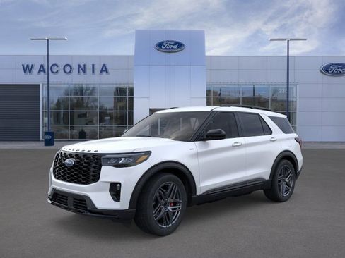 New 2026 Ford Explorer ST-Line w/ ST-Line Street Pack AWD/4WD image 1