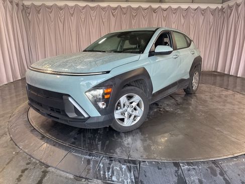 Certified 2024 Hyundai Kona SE image 1