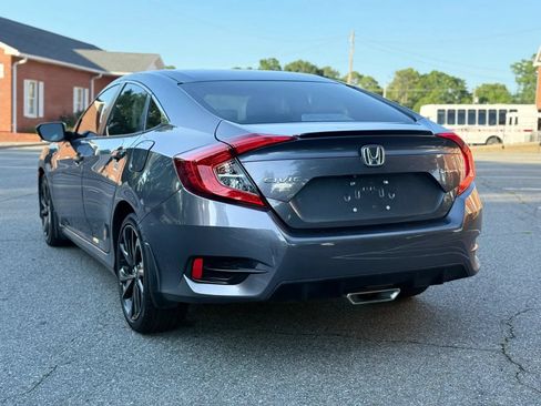 Used 2019 Honda Civic Sport image 4