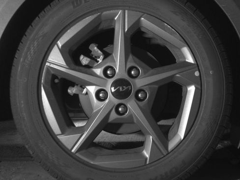 Used 2025 Kia K4 FWD image 15
