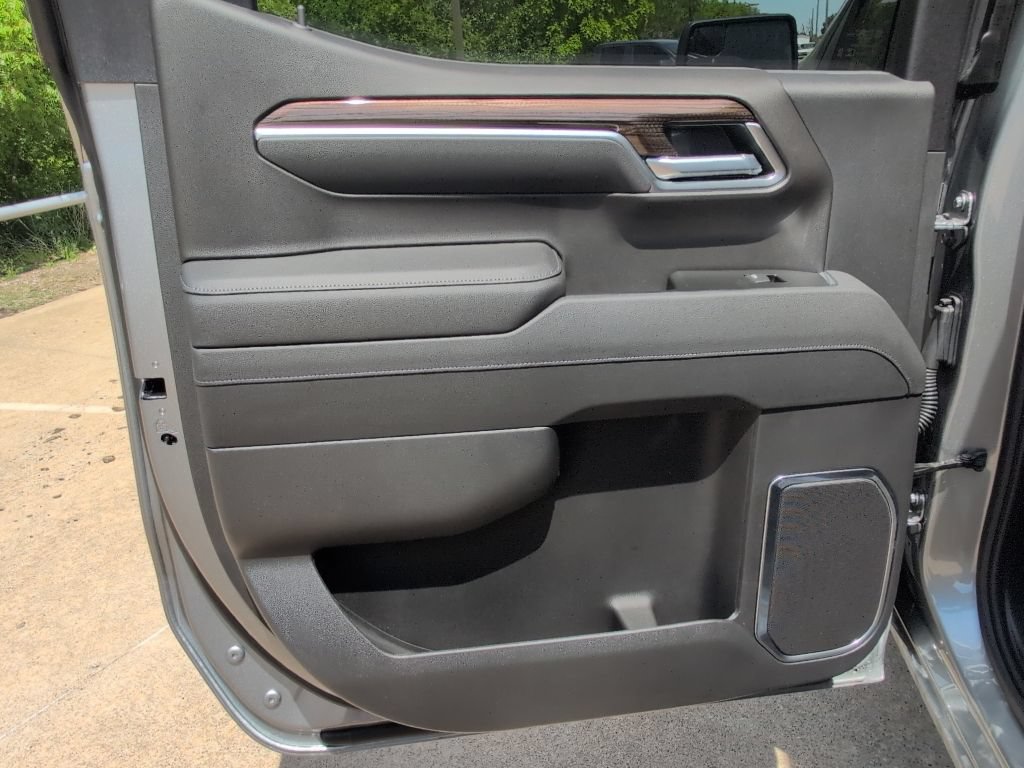 New 2026 Chevrolet Silverado 1500 RST w/ Texas Edition Plus RWD image 9