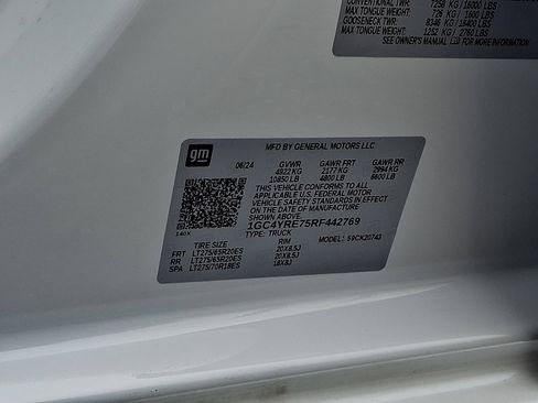 Used 2024 Chevrolet Silverado 2500 High Country w/ High Country Premium Package image 28