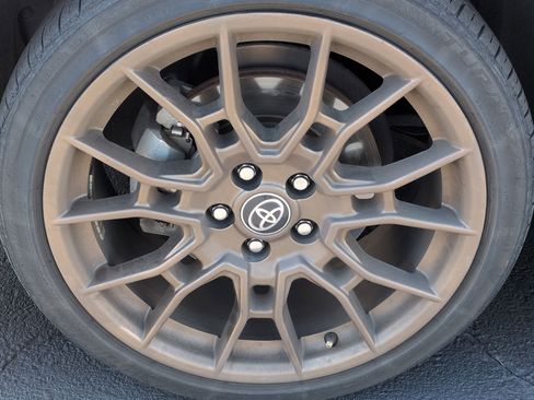 Used 2023 Toyota Camry SE image 13