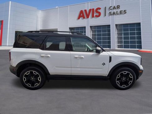 Used 2025 Ford Bronco Sport Outer Banks AWD/4WD image 5