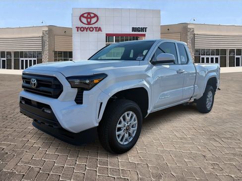 New 2025 Toyota Tacoma SR5 image 2