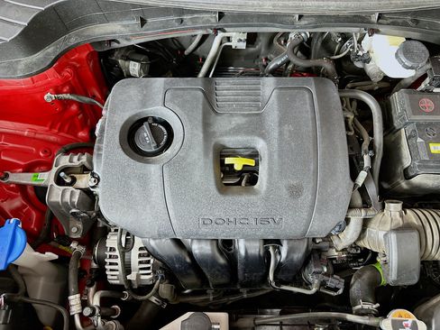 Used 2024 Kia Soul LX FWD image 30