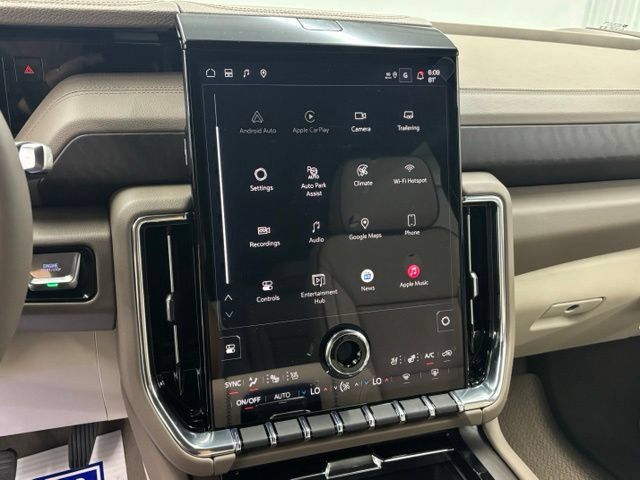 New 2026 GMC Yukon Denali w/ Denali Reserve Package AWD/4WD image 33