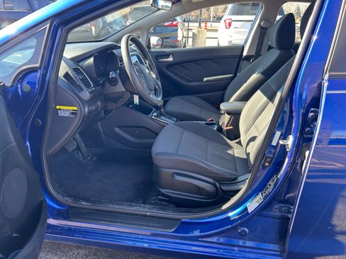 Used 2018 Kia Forte LX w/ LX Popular Package image 7