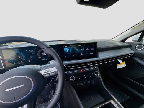 New 2026 Hyundai Sonata SEL FWD image 10