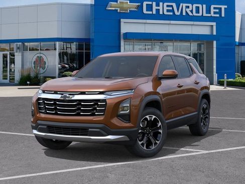New 2027 Chevrolet Equinox LT w/ Convenience Package II FWD image 6