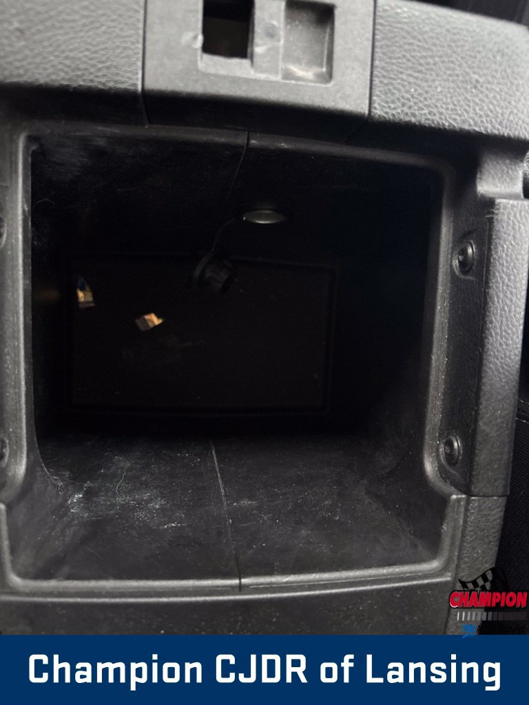 Used 2016 Jeep Wrangler Unlimited Sahara AWD/4WD image 23