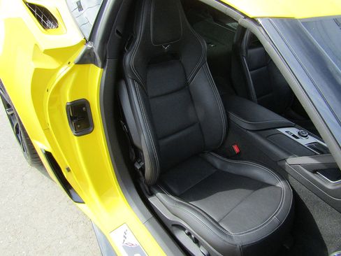 Used 2019 Chevrolet Corvette Grand Sport image 12