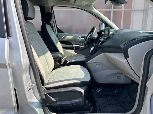 Used 2022 Ford Transit Connect XLT FWD image 22