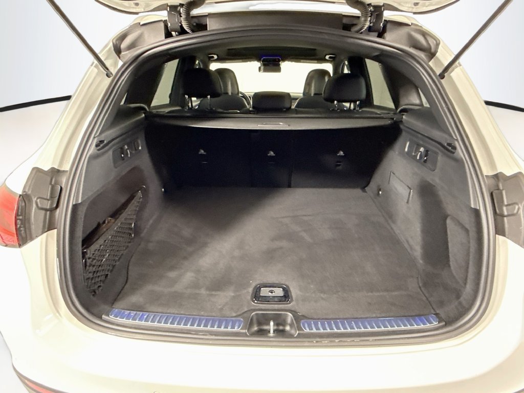 Certified 2026 Mercedes-Benz GLC 300 image 28