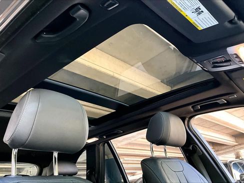 Used 2018 BMW X5 sDrive35i RWD image 13