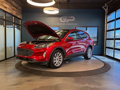 Used 2022 Ford Escape Titanium w/ Titanium Elite Package AWD/4WD image 24