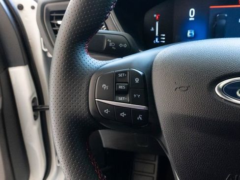 Used 2024 Ford Escape ST-Line w/ Tech Pack #1 image 21