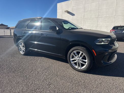 Used 2023 Dodge Durango GT image 7