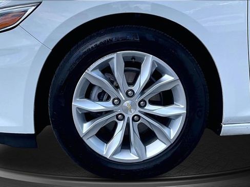 Used 2024 Chevrolet Malibu LT FWD image 31