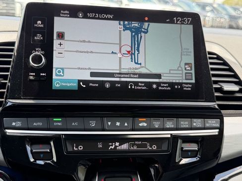 Used 2026 Honda Odyssey Touring image 25
