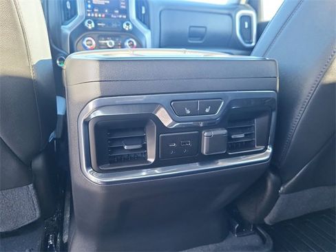 Used 2021 GMC Sierra 1500 SLT image 15