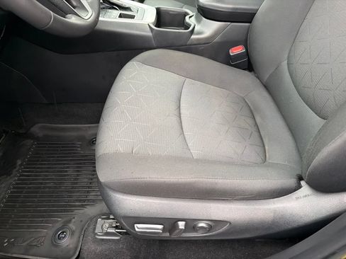 Used 2024 Toyota RAV4 XLE w/ Convenience Package AWD/4WD image 22