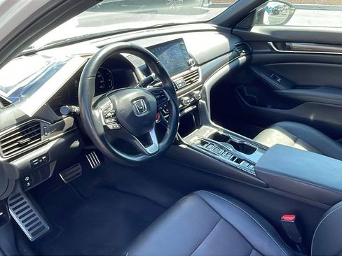 Used 2021 Honda Accord Sport image 10