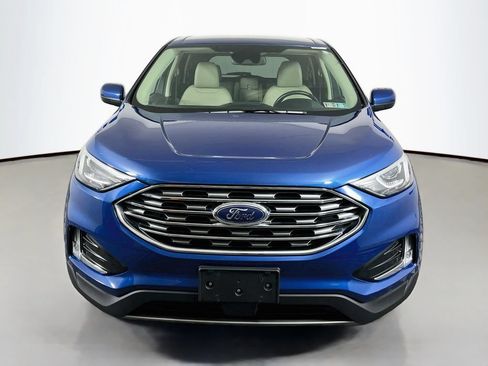 Certified 2022 Ford Edge SEL w/ Convenience Package AWD/4WD image 2