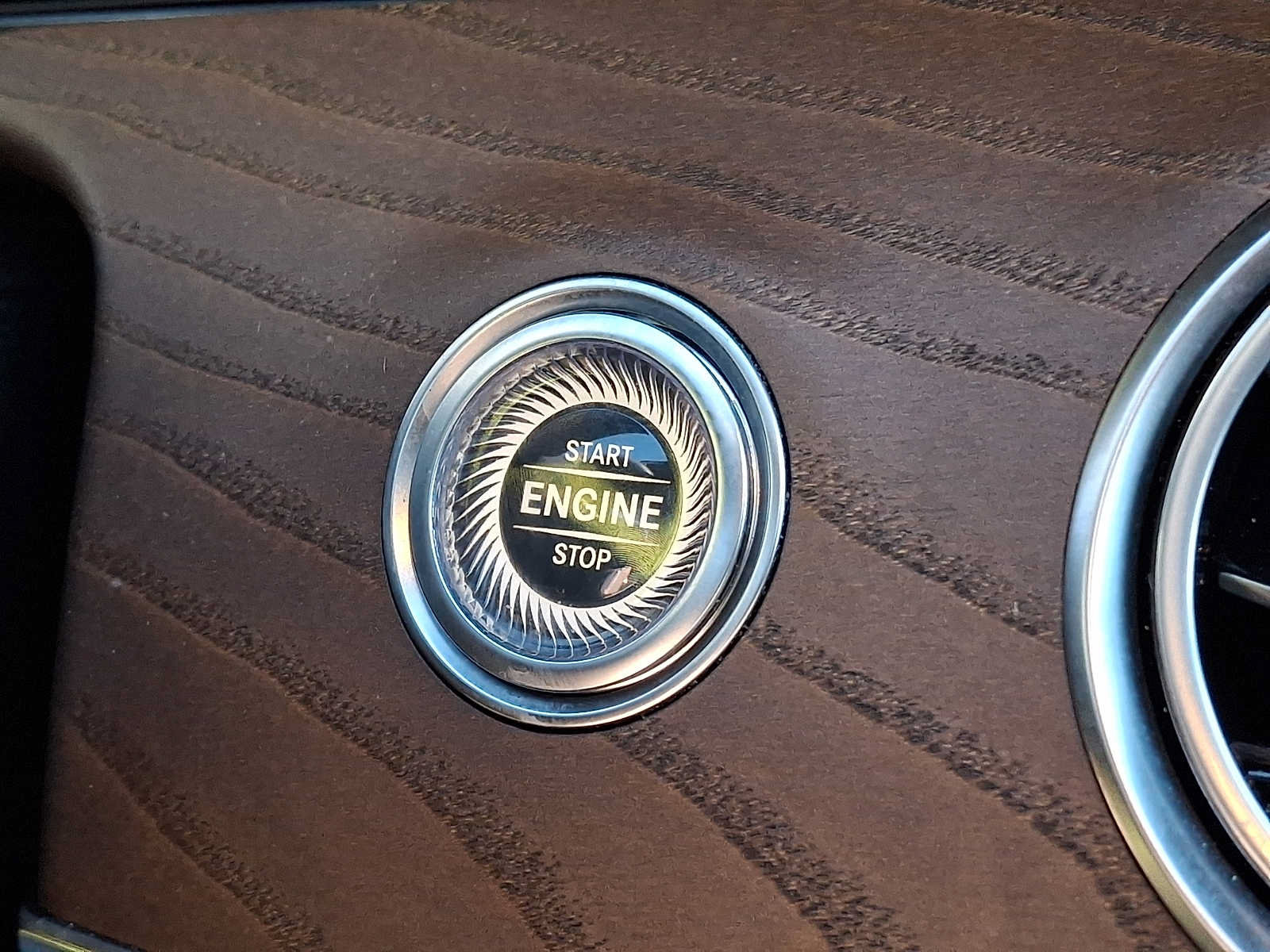 Certified 2023 Mercedes-Benz E 350 4MATIC Sedan image 19