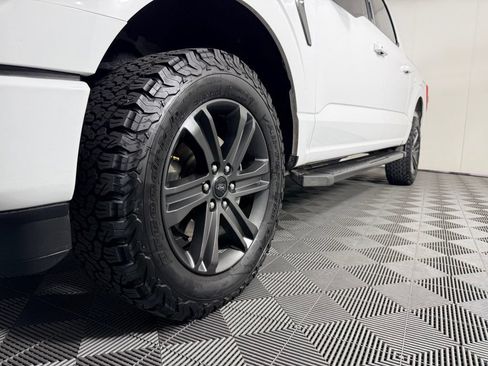 Used 2023 Ford F150 Lariat AWD/4WD image 12