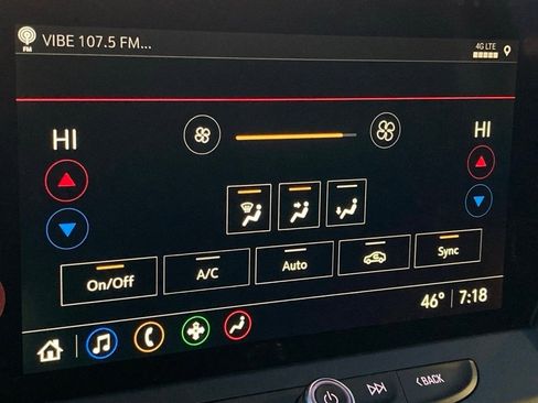 Used 2025 Chevrolet Blazer LT image 22