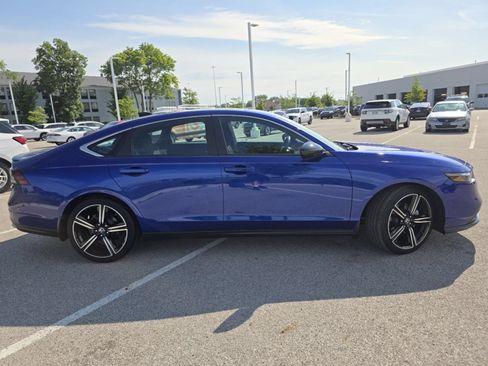 Used 2024 Honda Accord Sport image 16