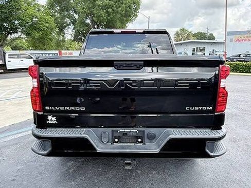 Used 2022 Chevrolet Silverado 1500 Custom RWD image 6