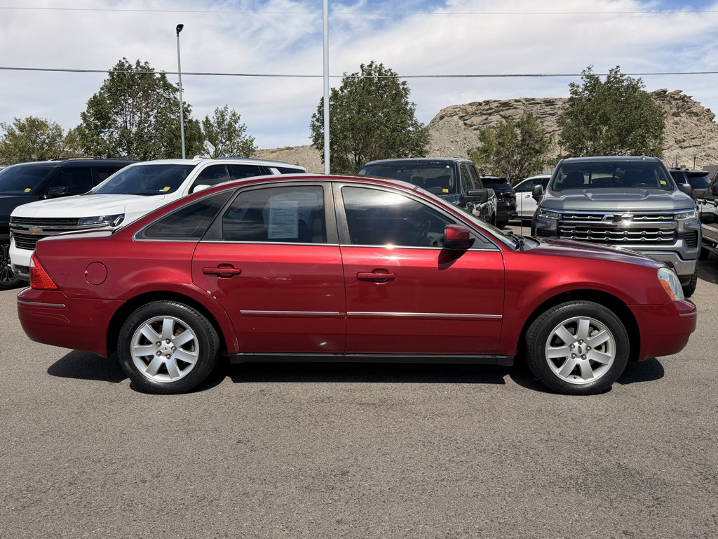 Used 2005 Ford Five Hundred SEL AWD/4WD image 6