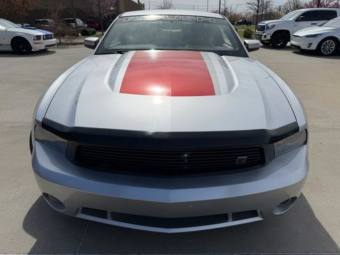 Used 2012 Ford Mustang GT Premium image 2