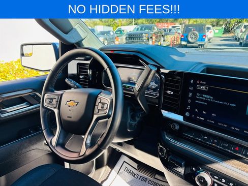 Used 2025 Chevrolet Silverado 1500 LT AWD/4WD image 26