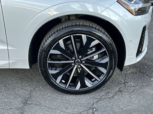 New 2026 Volvo XC60 T8 Ultra w/ Climate Package image 13